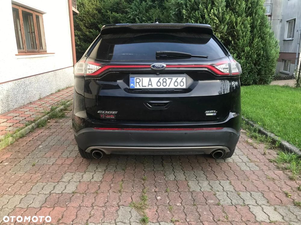 Ford Edge - 11