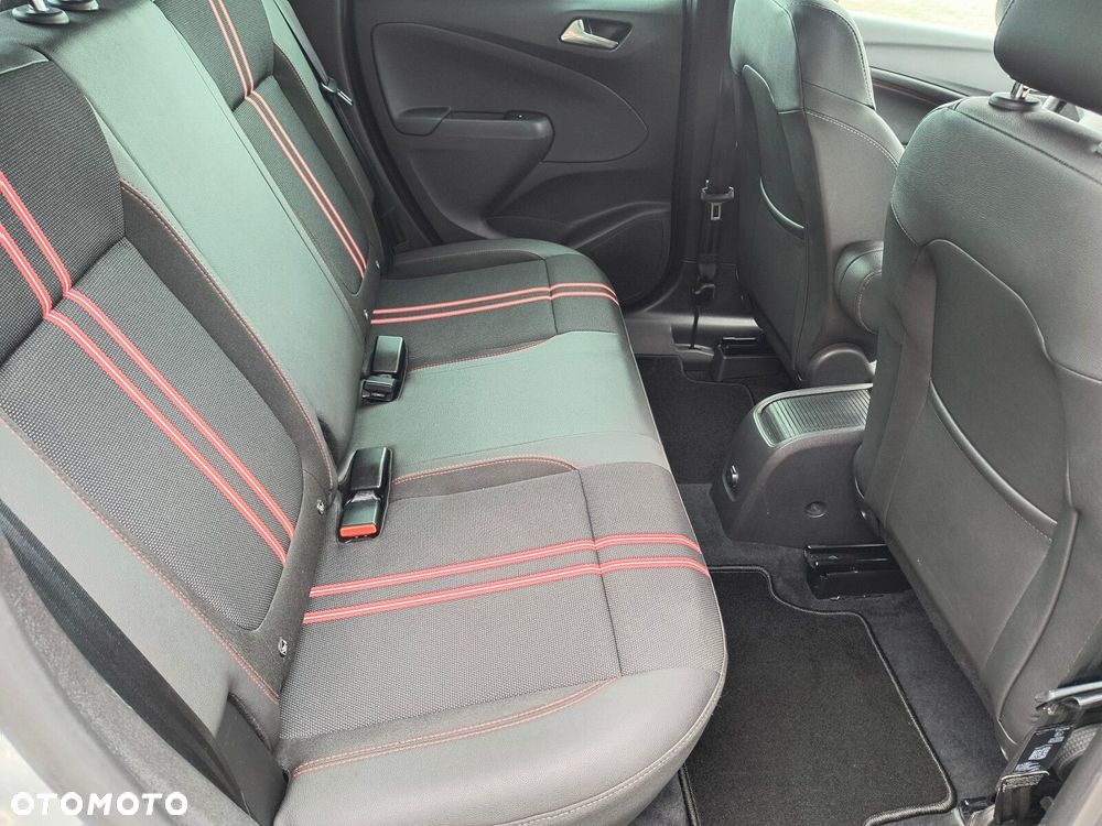 Opel Crossland 1.2 T GS Line - 14