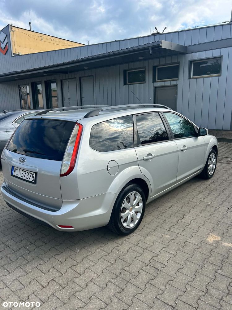 Ford Focus 1.6 Ambiente - 18
