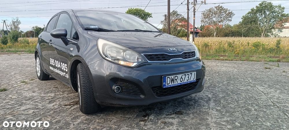 Kia Rio 1.2 Attract - 2