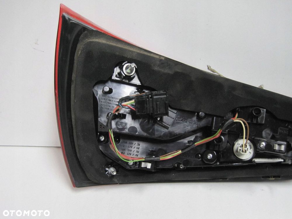 LAMPA TYLNA TYŁ PRAWA AUDI A1 S1 8XA945094A - 6