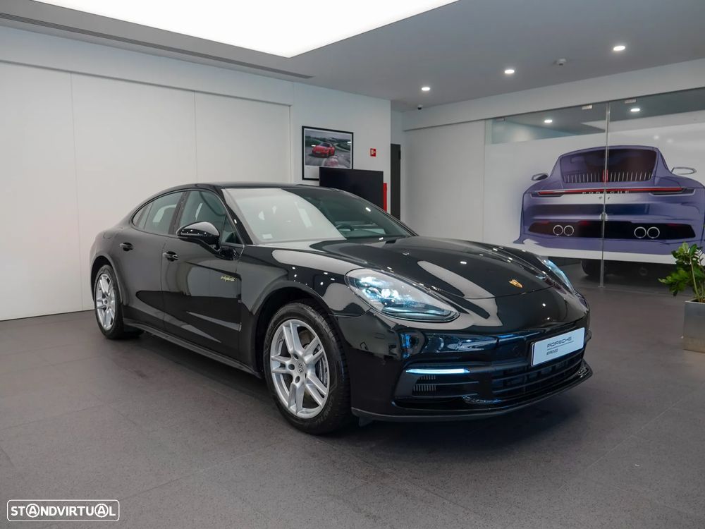 Porsche Panamera 4 E-Hybrid - 7