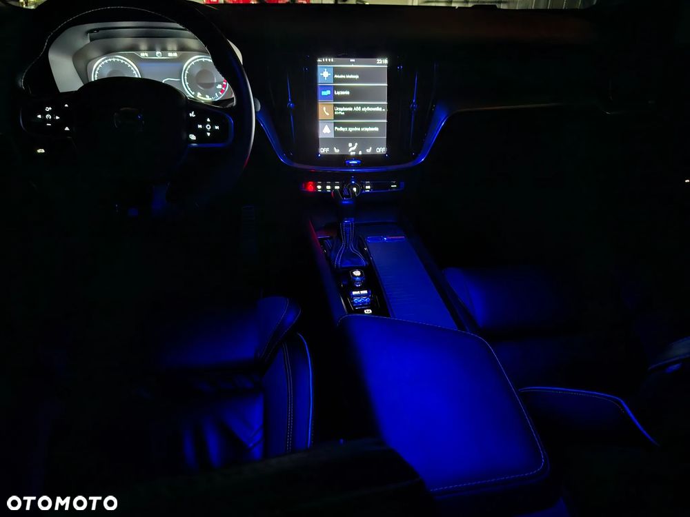 Volvo S60 T4 R-Design - 33