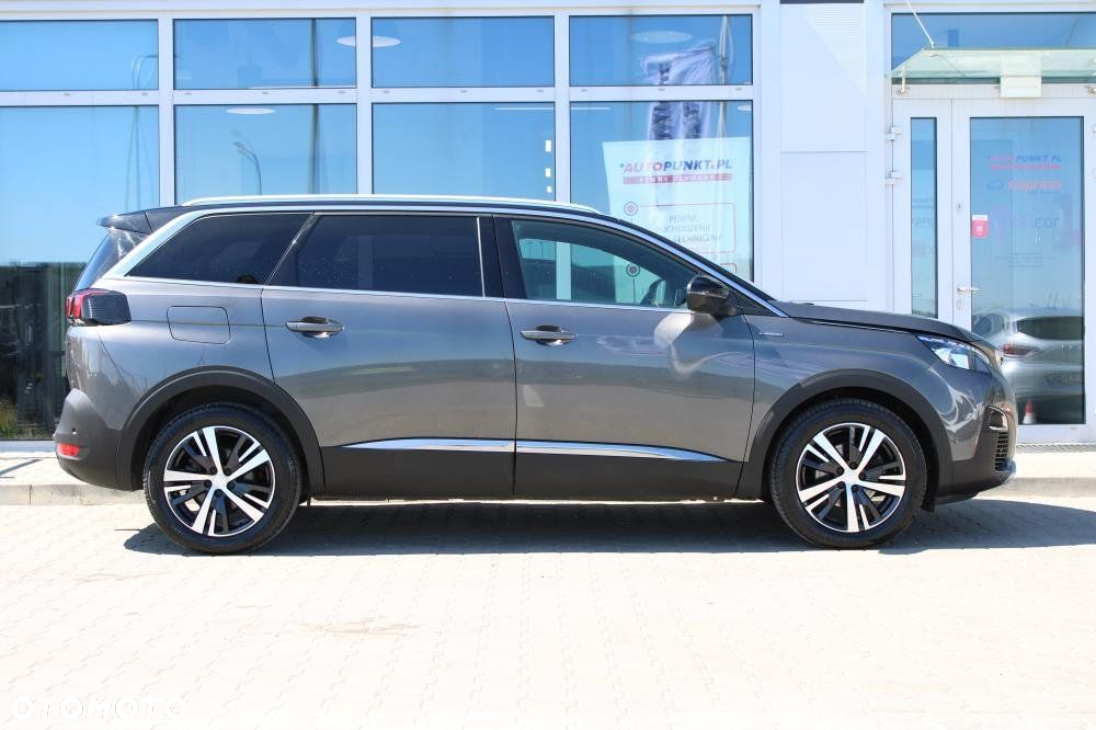 Peugeot 5008 - 6