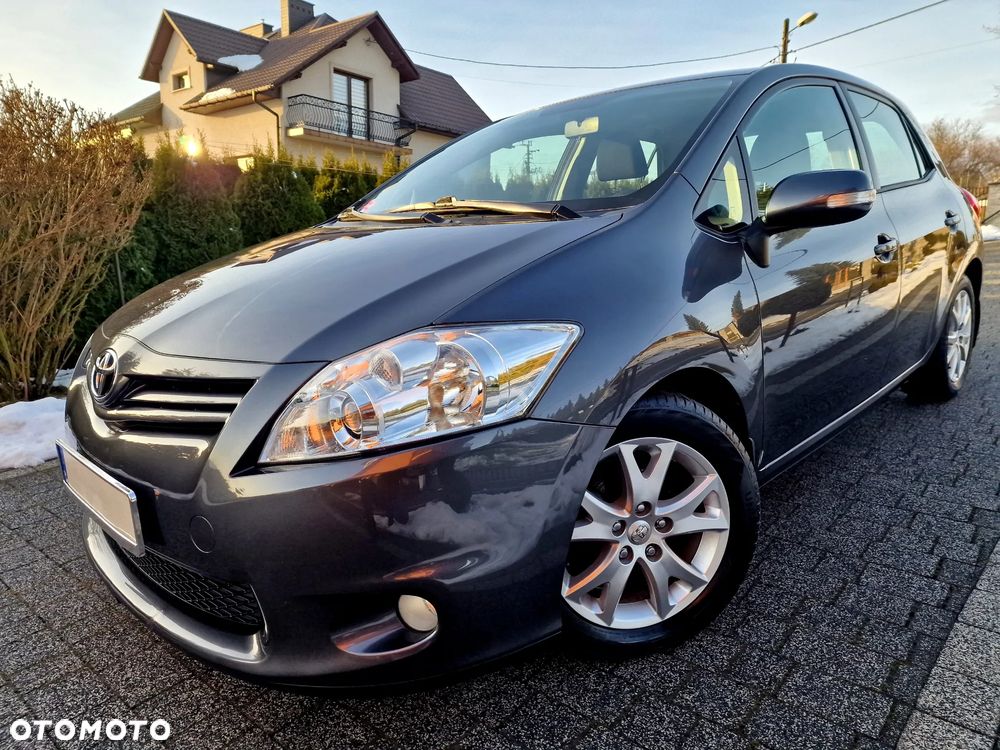 Toyota Auris 1.6 Premium - 14