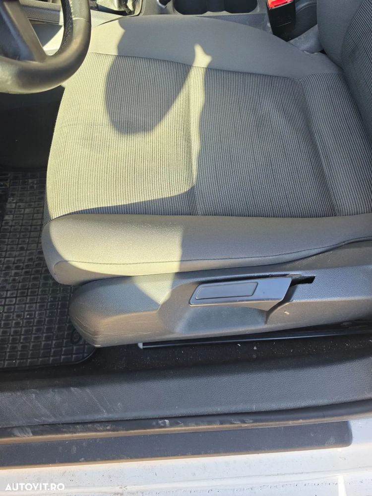 Volkswagen Golf 2.0 SDI Comfortline - 12