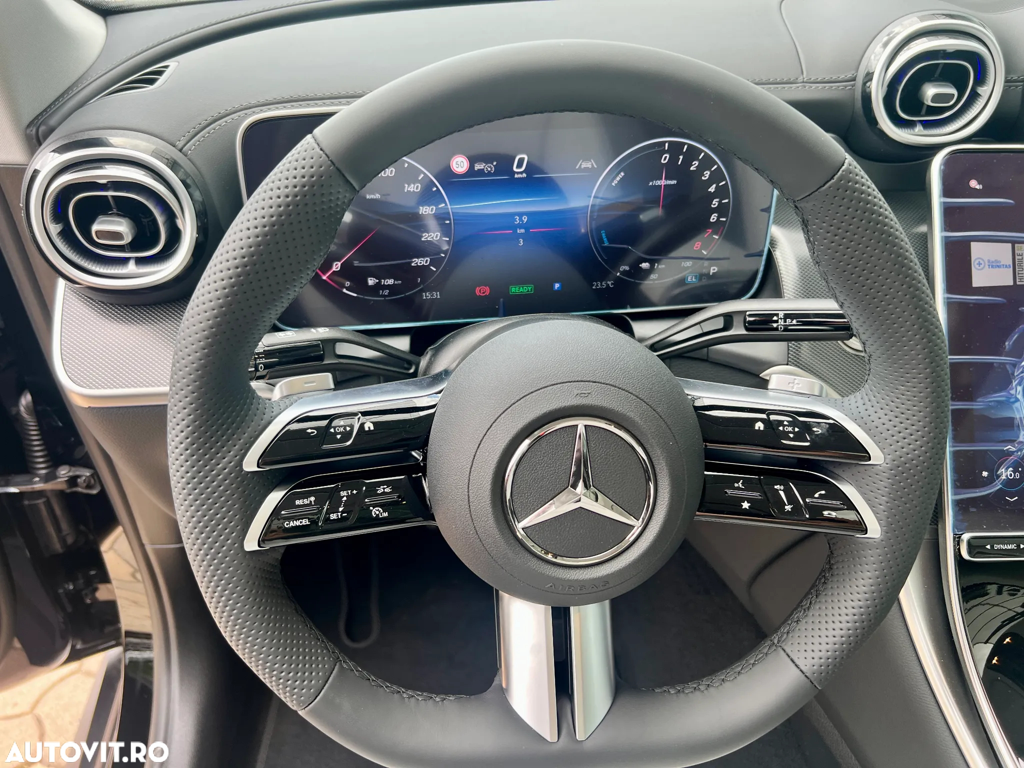 Mercedes-Benz GLC Coupe 300 e 4MATIC - 11