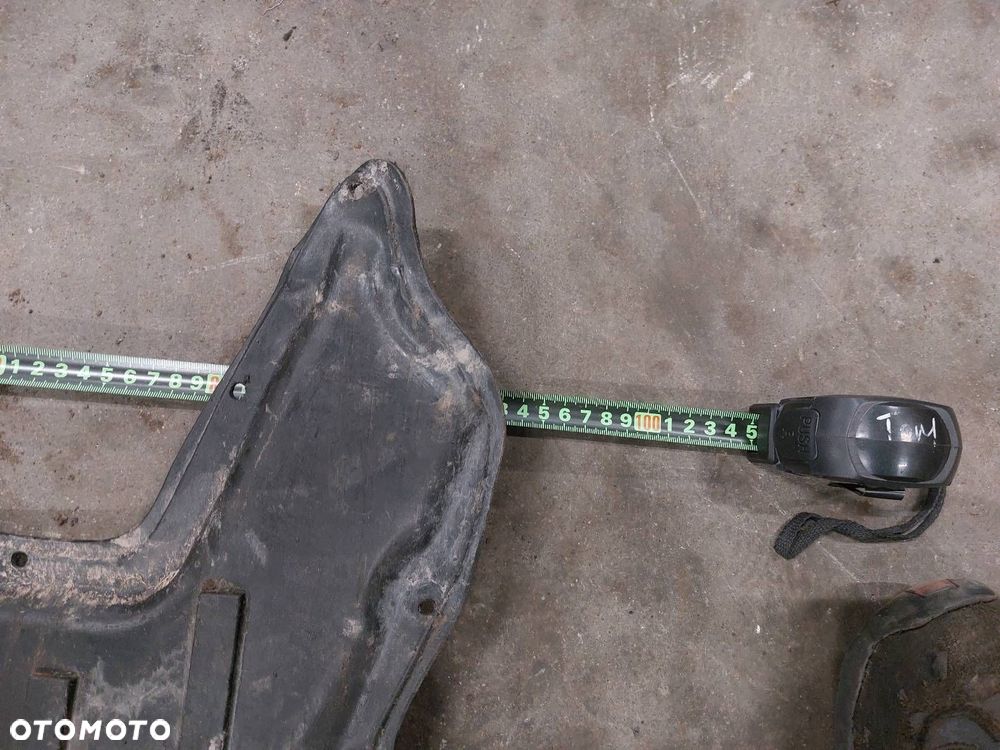 OSŁONA PODŁOGI DOLNA PRAWA BMW E60 520i - 5