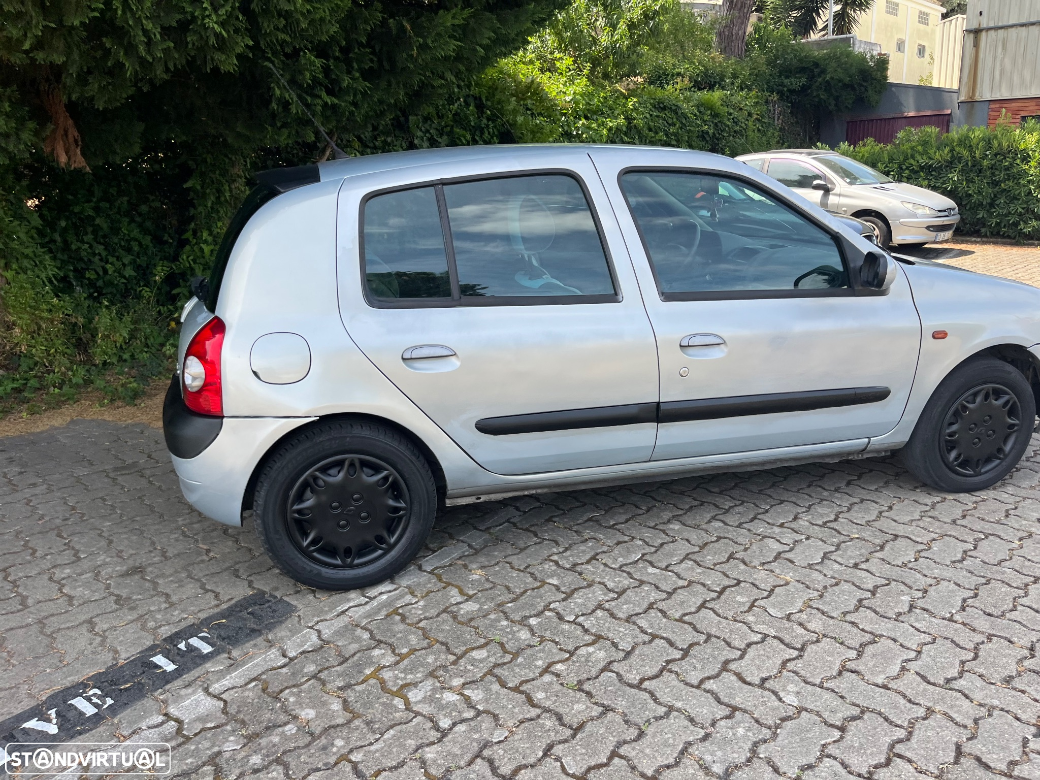 Renault Clio 1.5 dCi Expression - 9