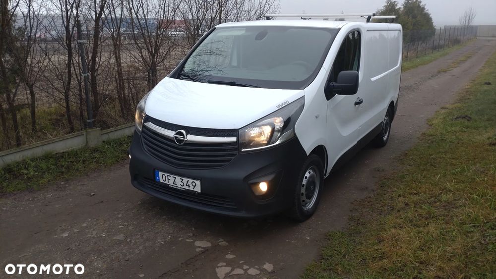 Opel Vivaro - 1