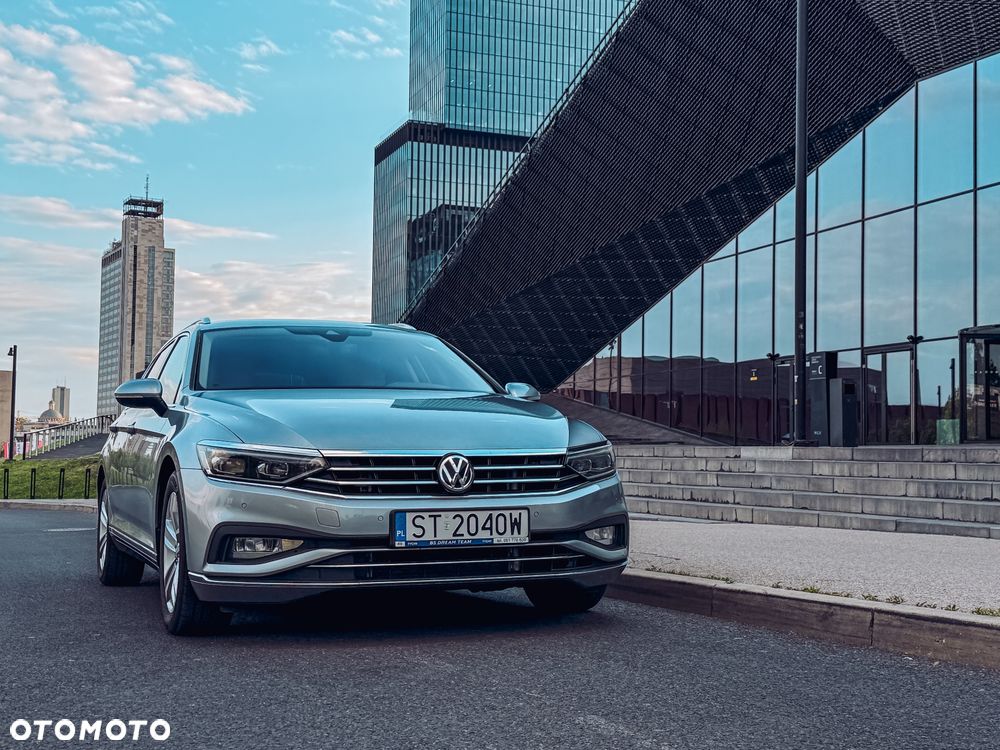Volkswagen Passat 2.0 TSI 4Mot Elegance DSG - 2