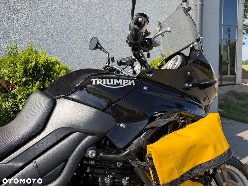 Triumph Tiger - 15