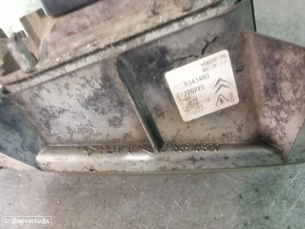 FAROL NEVOEIRO CITROEN SAXO - ESQUERDO / DIREITO - 7