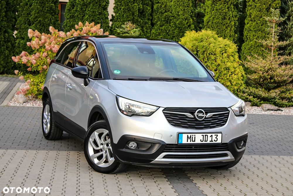 Opel Crossland X 1.2 T Design Line S&S - 9