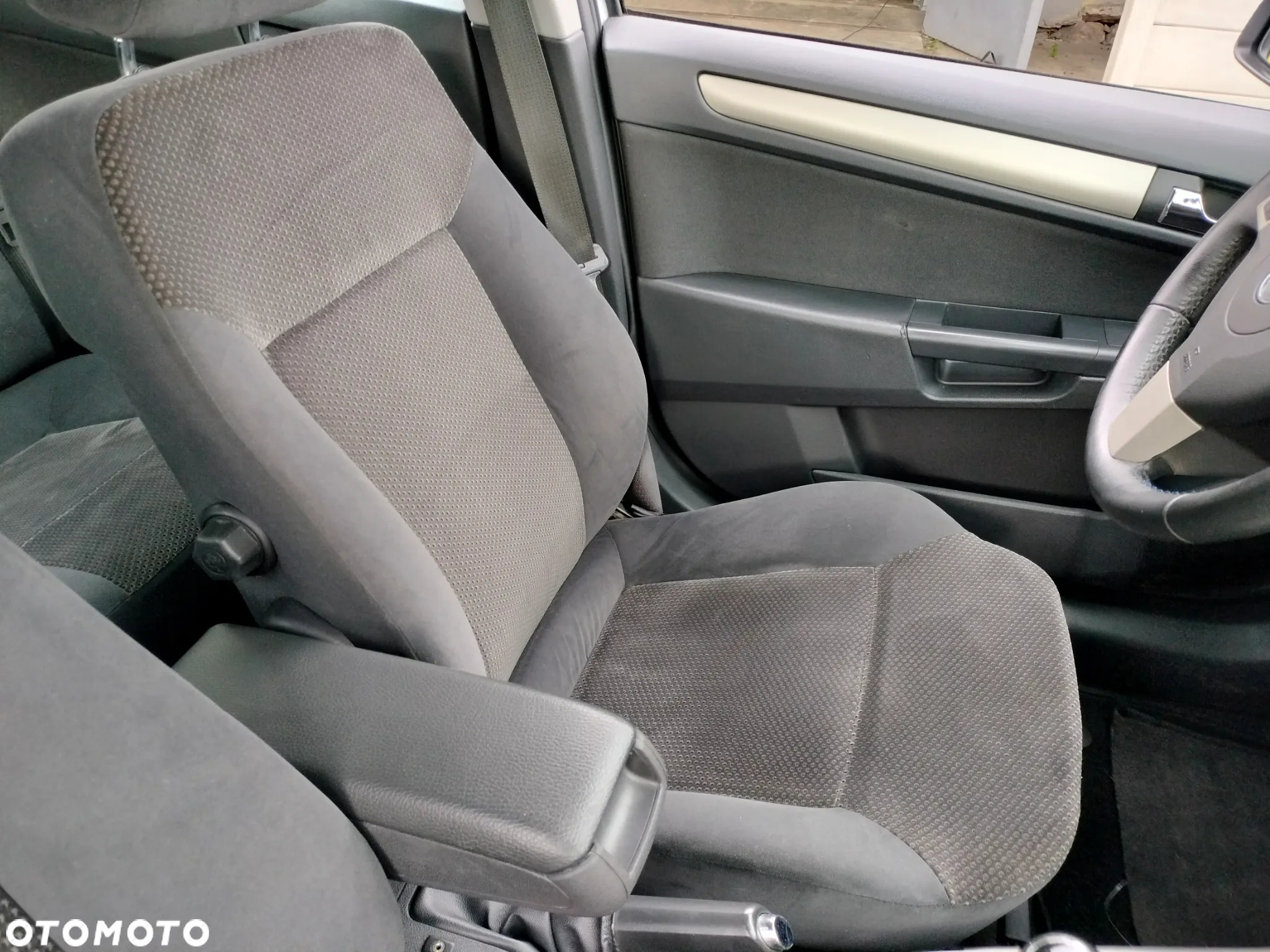 Opel Astra - 27
