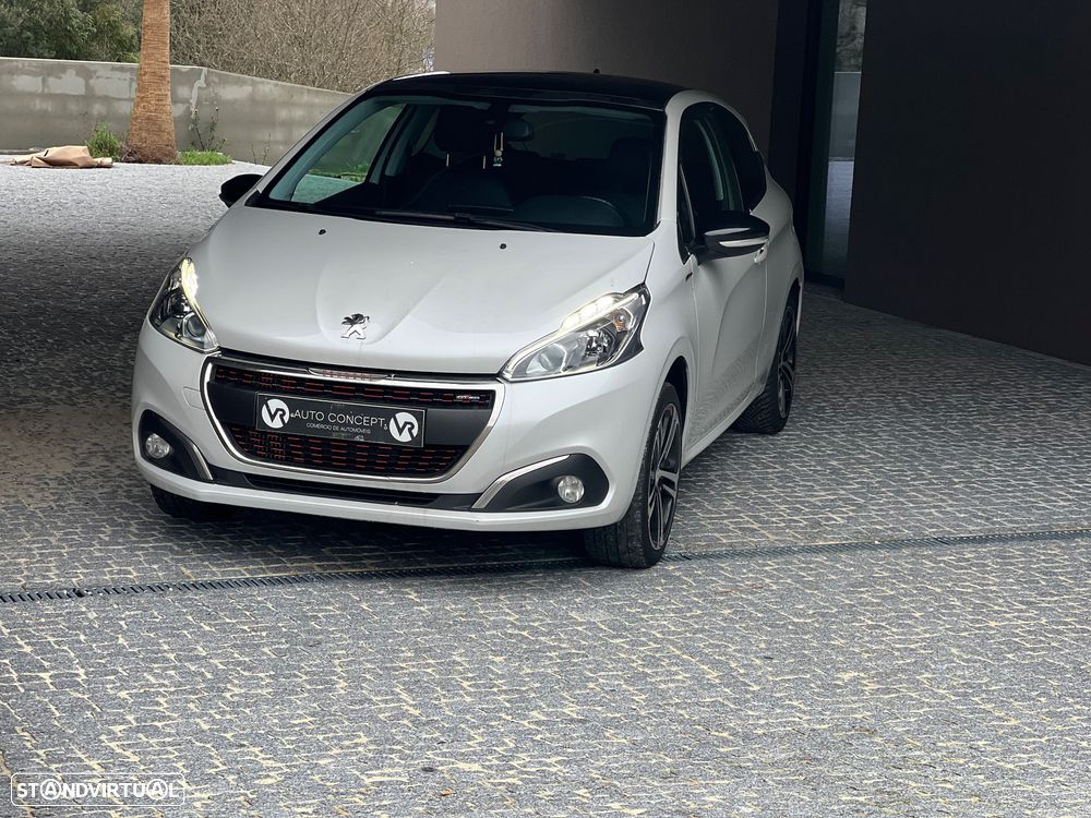 Peugeot 208 - 3