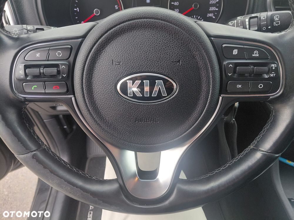 Kia Sportage 2.0 CRDI 4WD Fifa World Cup Edition - 8