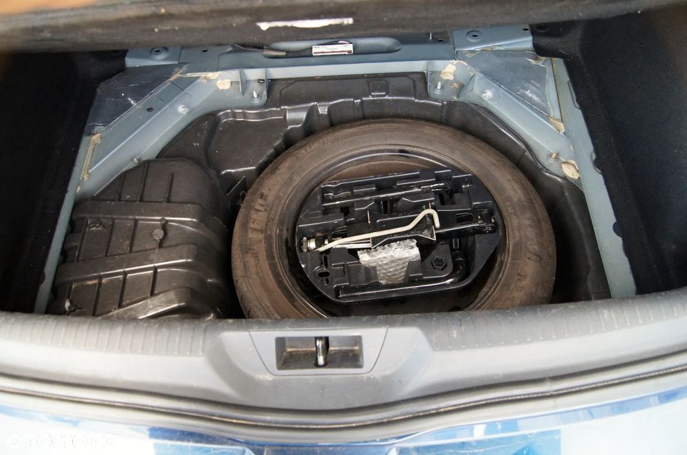 Renault Megane 1.5 dCi Limited EDC - 22