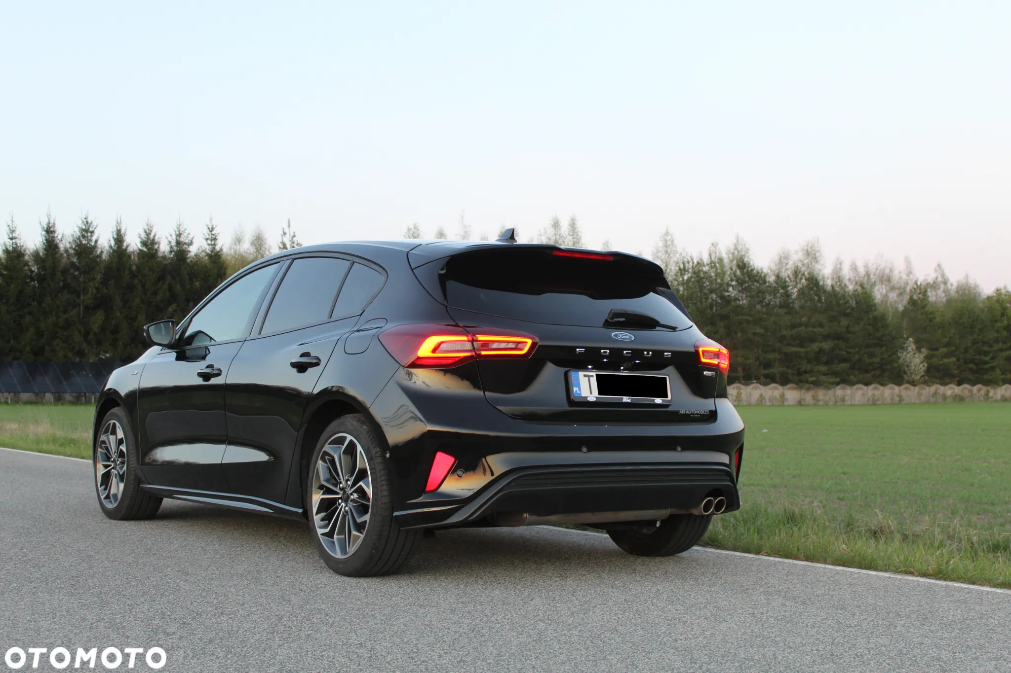 Ford Focus 1.0 EcoBoost Hybrid ST-LINE X - 5