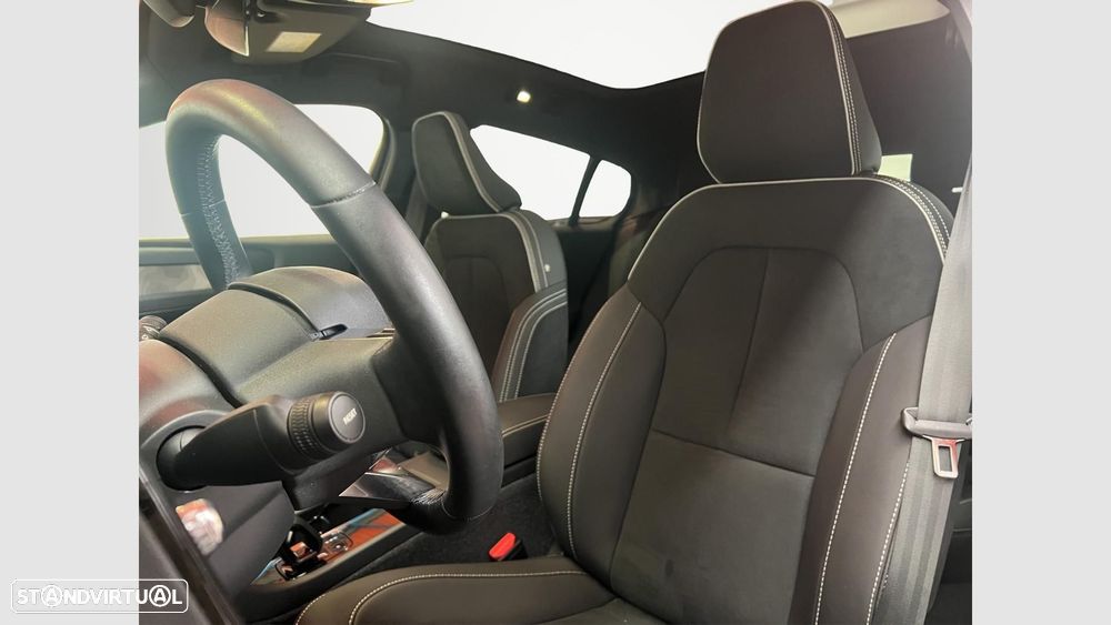 Volvo EC40 82 kWh Twin Motor Performance Black Edition - 10