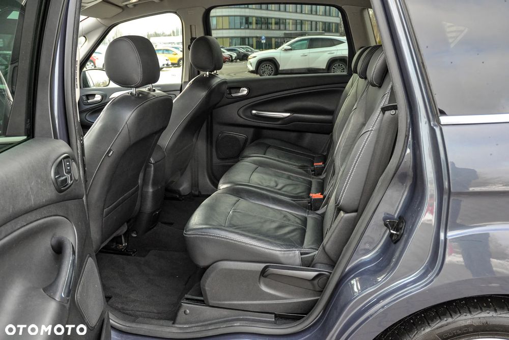 Ford S-Max 2.0 TDCi DPF Titanium - 8