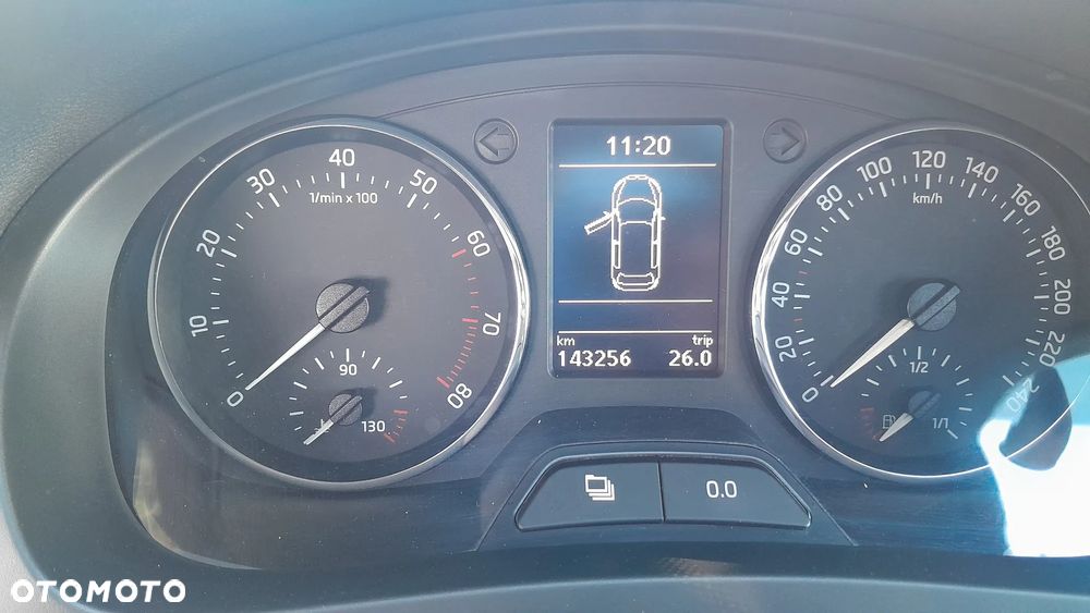 Skoda RAPID 1.2 TSI Style+ - 9