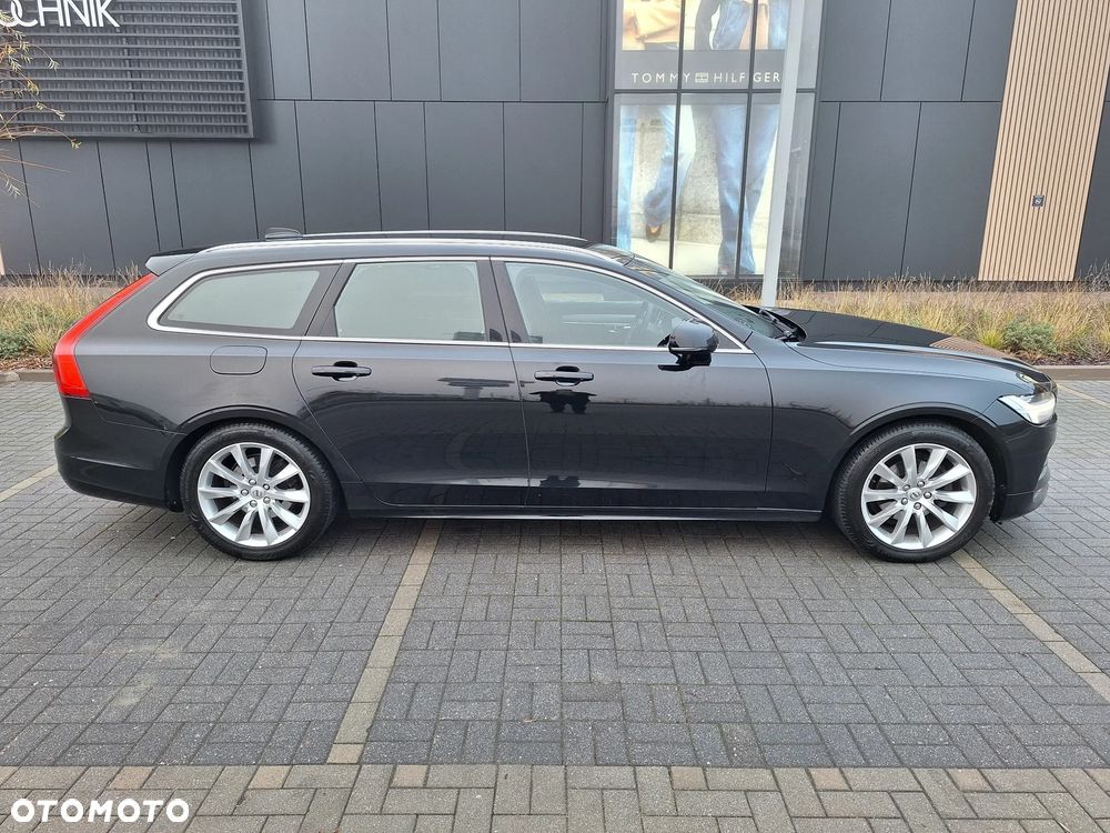 Volvo V90 D4 Momentum Pro - 8