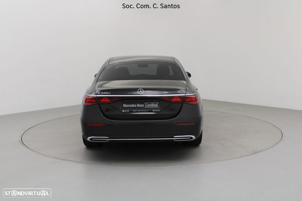 Mercedes-Benz E 220 d - 6