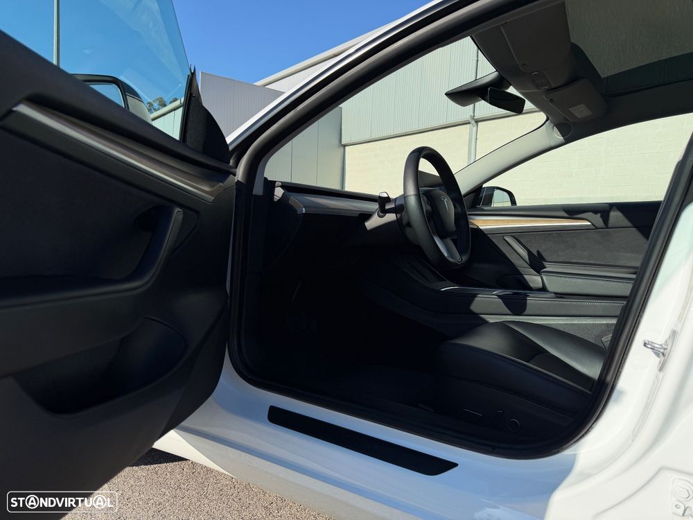 Tesla Model 3 Standard Range Plus RWD - 28