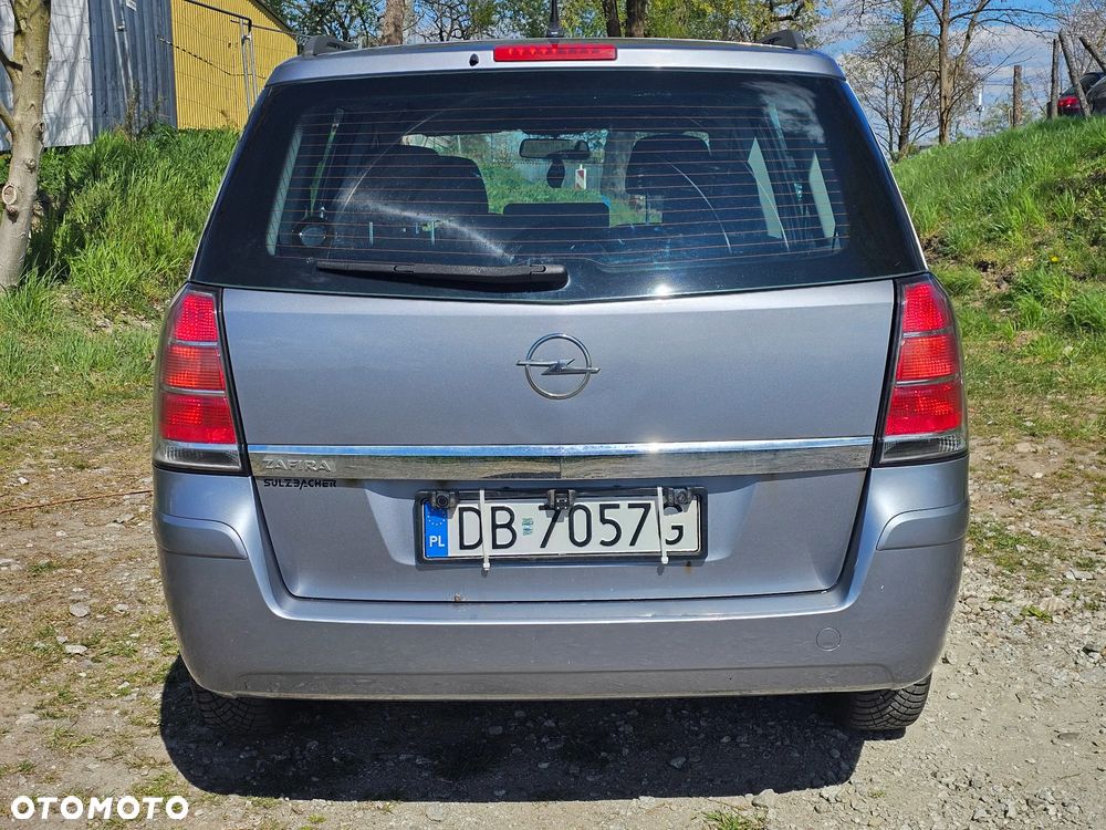 Opel Zafira 1.6 Enjoy - 11