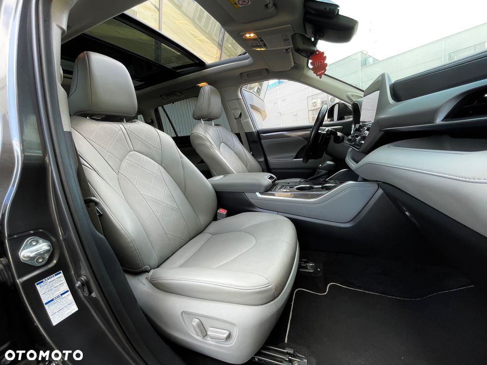 Toyota Highlander 2.5 Hybrid Executive - 33
