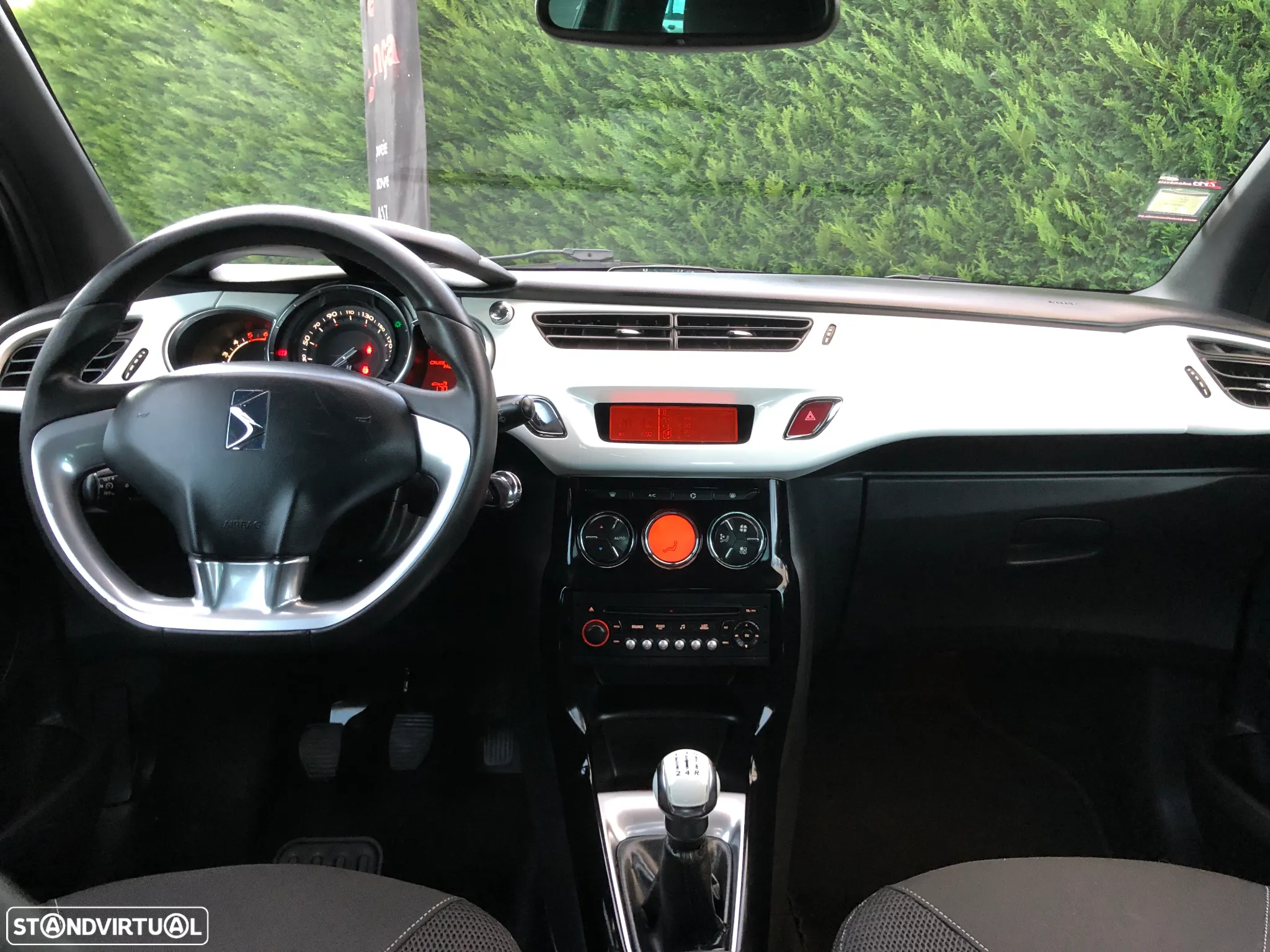 Citroën DS3 Cabrio 1.6 e-HDi Be Chic - 8