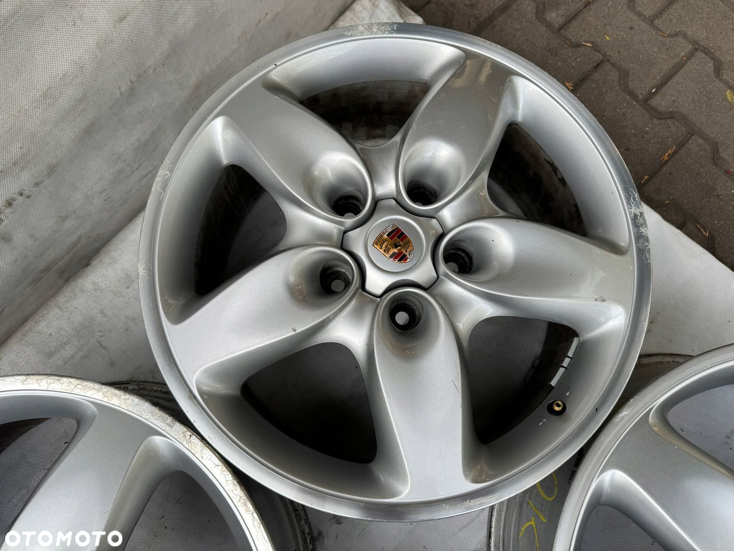 Felgi Porsche 5x130 8J 18" ET57 756 - 4