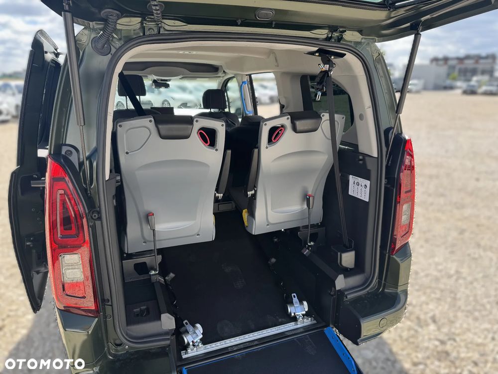 Toyota Proace City Verso Long 1.5 D-4D Family - 17