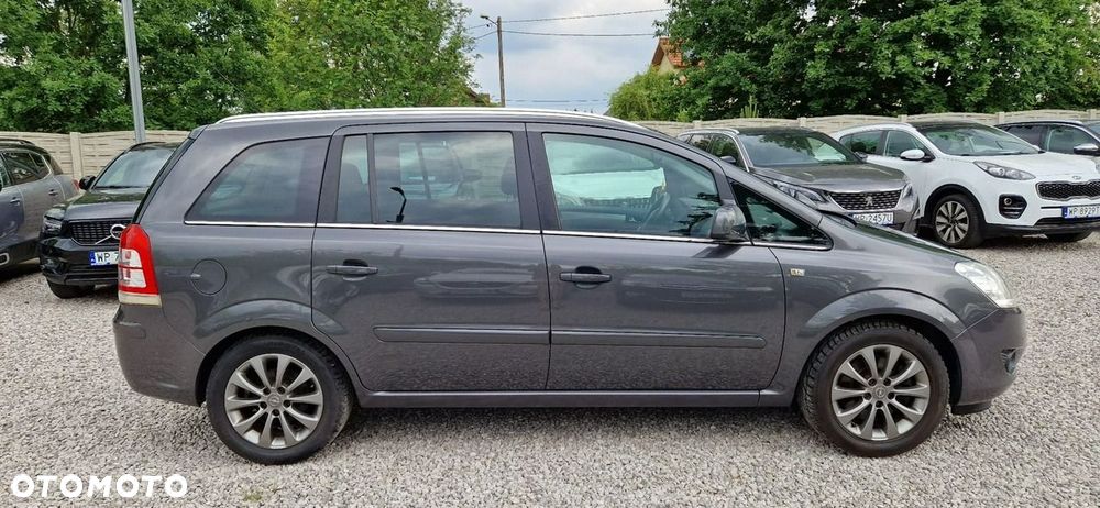 Opel Zafira - 13