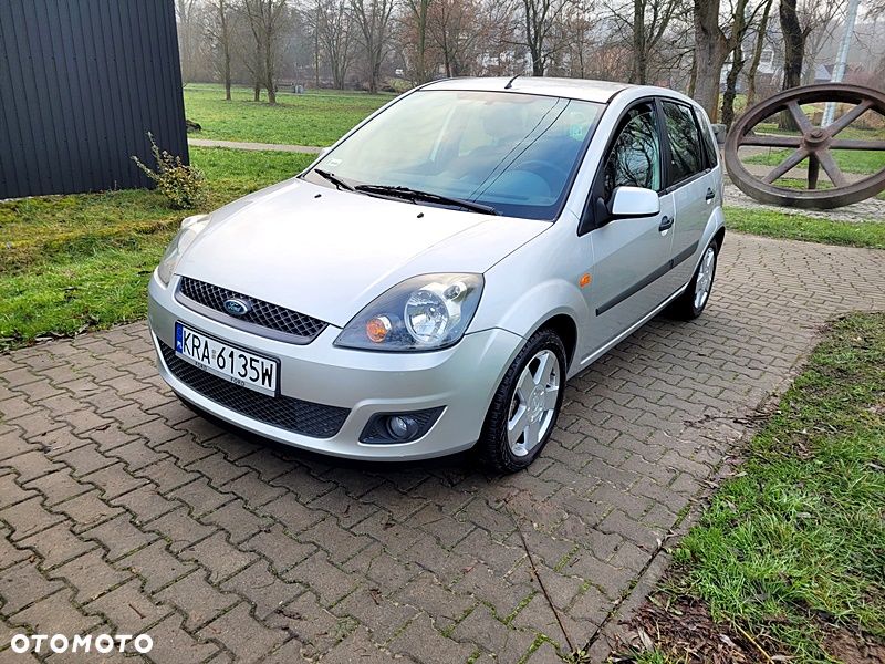 Ford Fiesta - 2