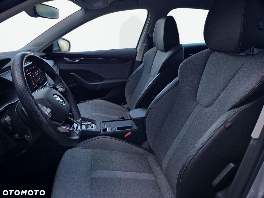 Skoda Octavia 1.5 TSI mHEV Selection DSG - 11