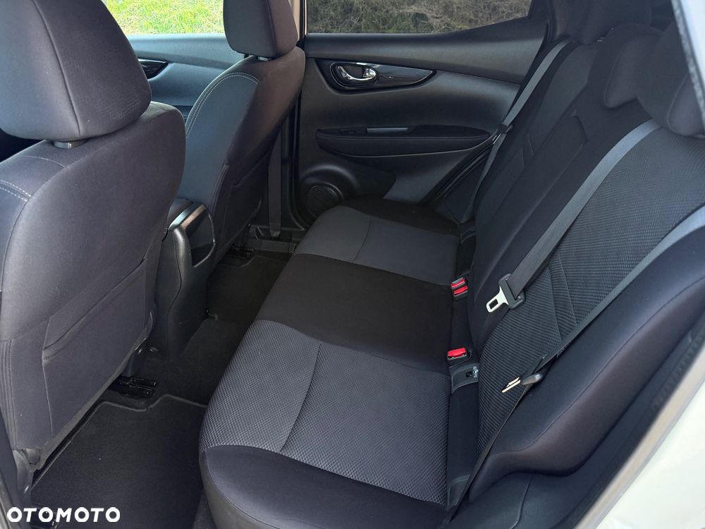 Nissan Qashqai 1.2 DIG-T Tekna - 24