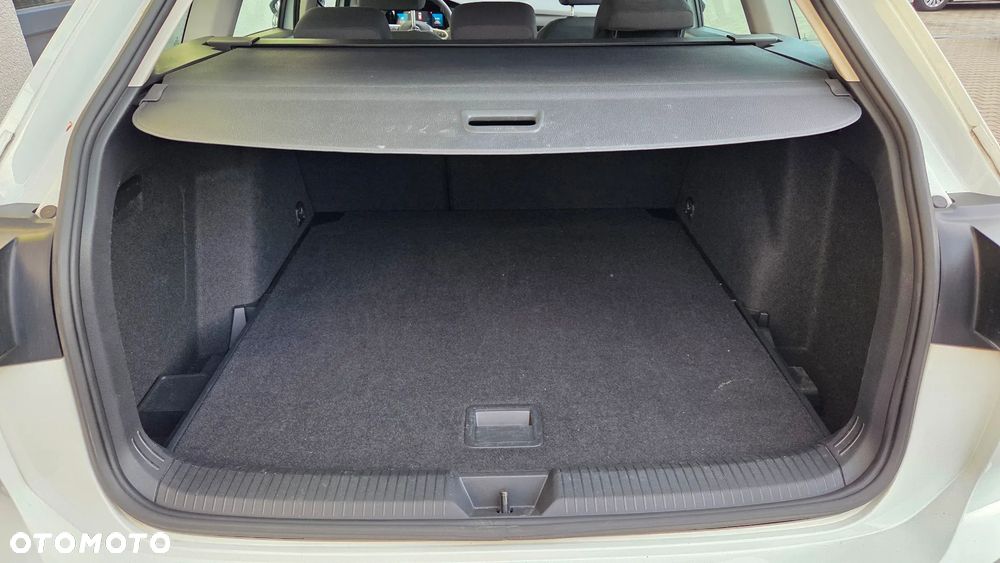 Volkswagen Golf 1.0 TSI Life - 25