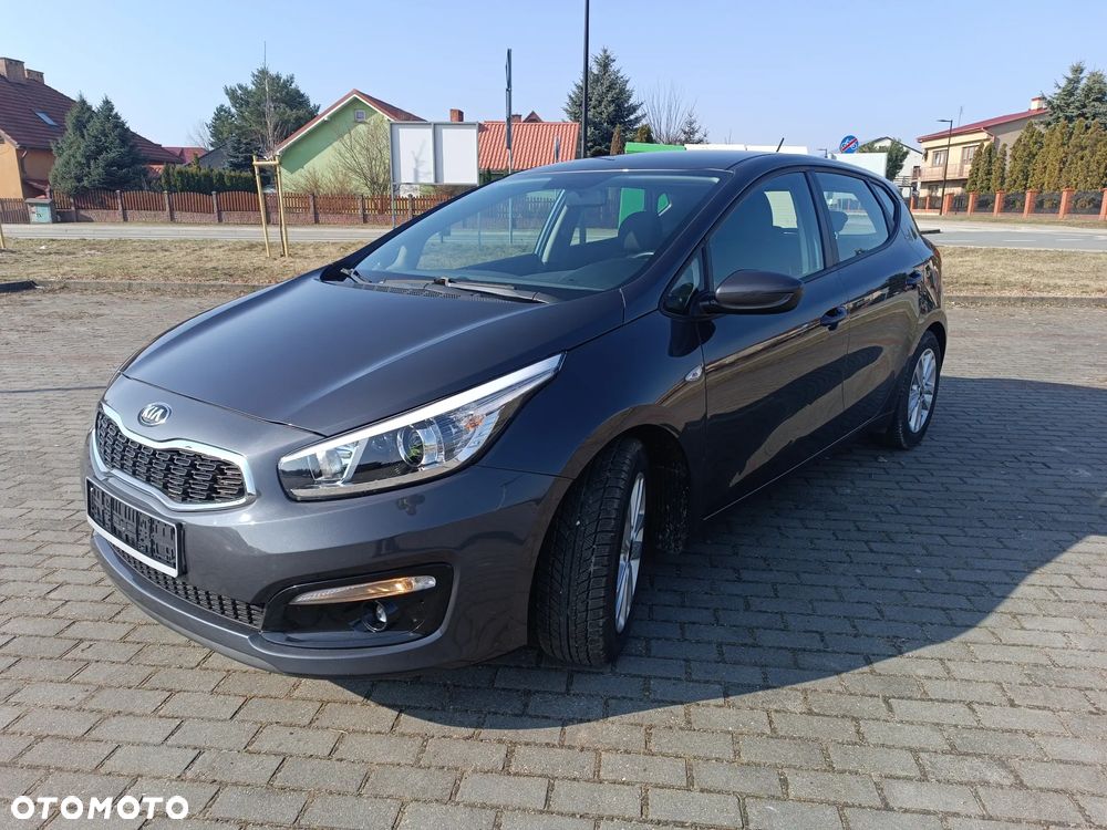 Kia Ceed 1.4 Attract - 3
