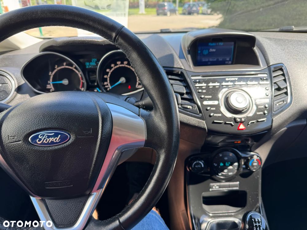 Ford Fiesta 1.0 EcoBoost Titanium - 18