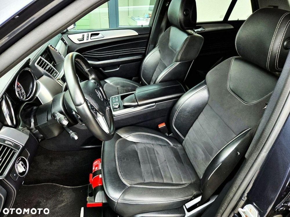 Mercedes-Benz ML 350 BlueTec 4-Matic - 29