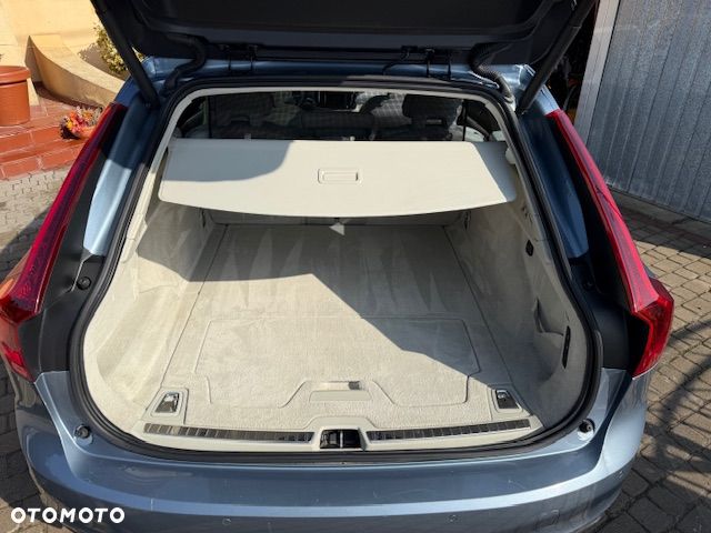 Volvo V90 D4 Geartronic Momentum - 21