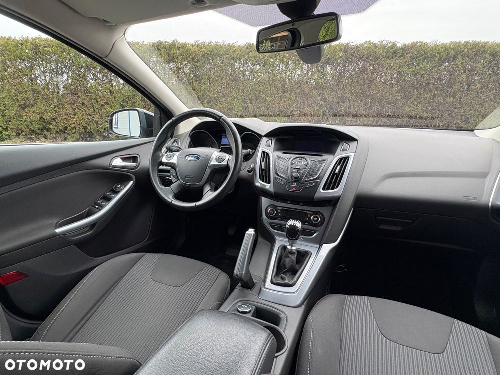Ford Focus - 17