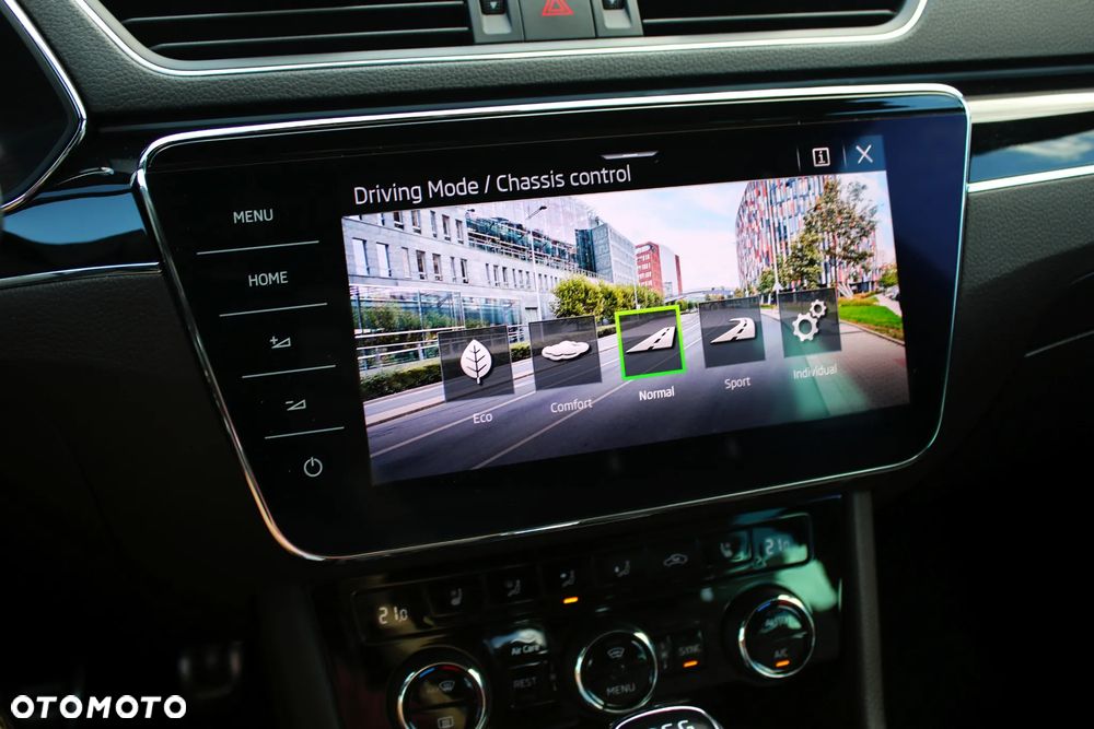 Skoda Superb 2.0 TSI L&K DSG - 8