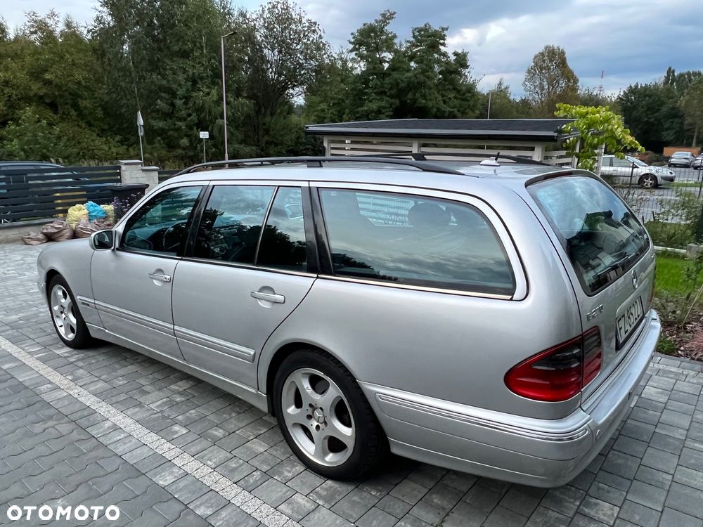 Mercedes-Benz Klasa E - 5