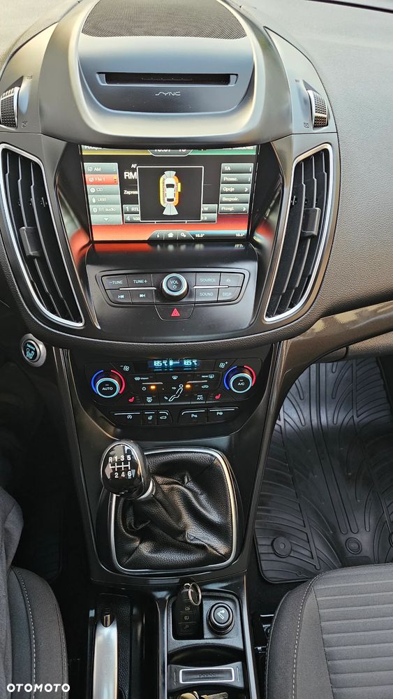 Ford Grand C-MAX - 16