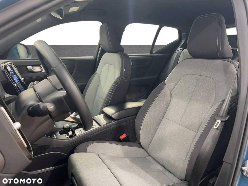 Volvo XC 40 B3 Core - 10