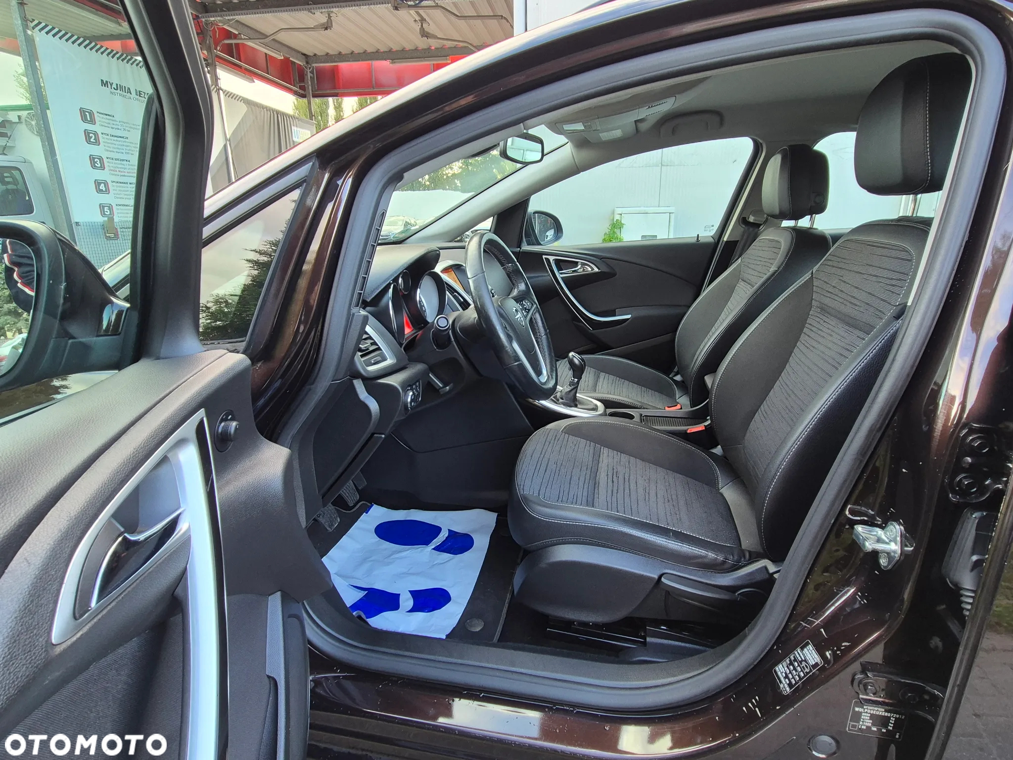 Opel Astra 1.4 Turbo ecoFLEX Start/Stop Color Edition - 25
