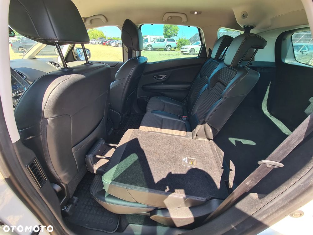 Renault Scenic BLUE dCi 120 EDC LIMITED - 31